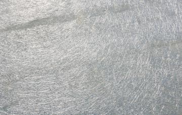 Kinlocheil laminate fibreglass or shingles?