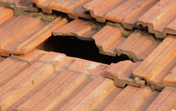 roof repair Kinlocheil, Highland